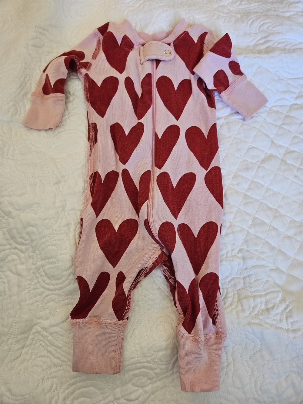 Hanna Andersson Pink Pajama Zip-Front Romper with Red Heart Print 0-3 mos.